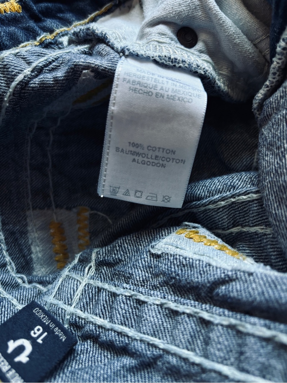 Vintage True Religion Women’s Jeans - Picture 6 of 6